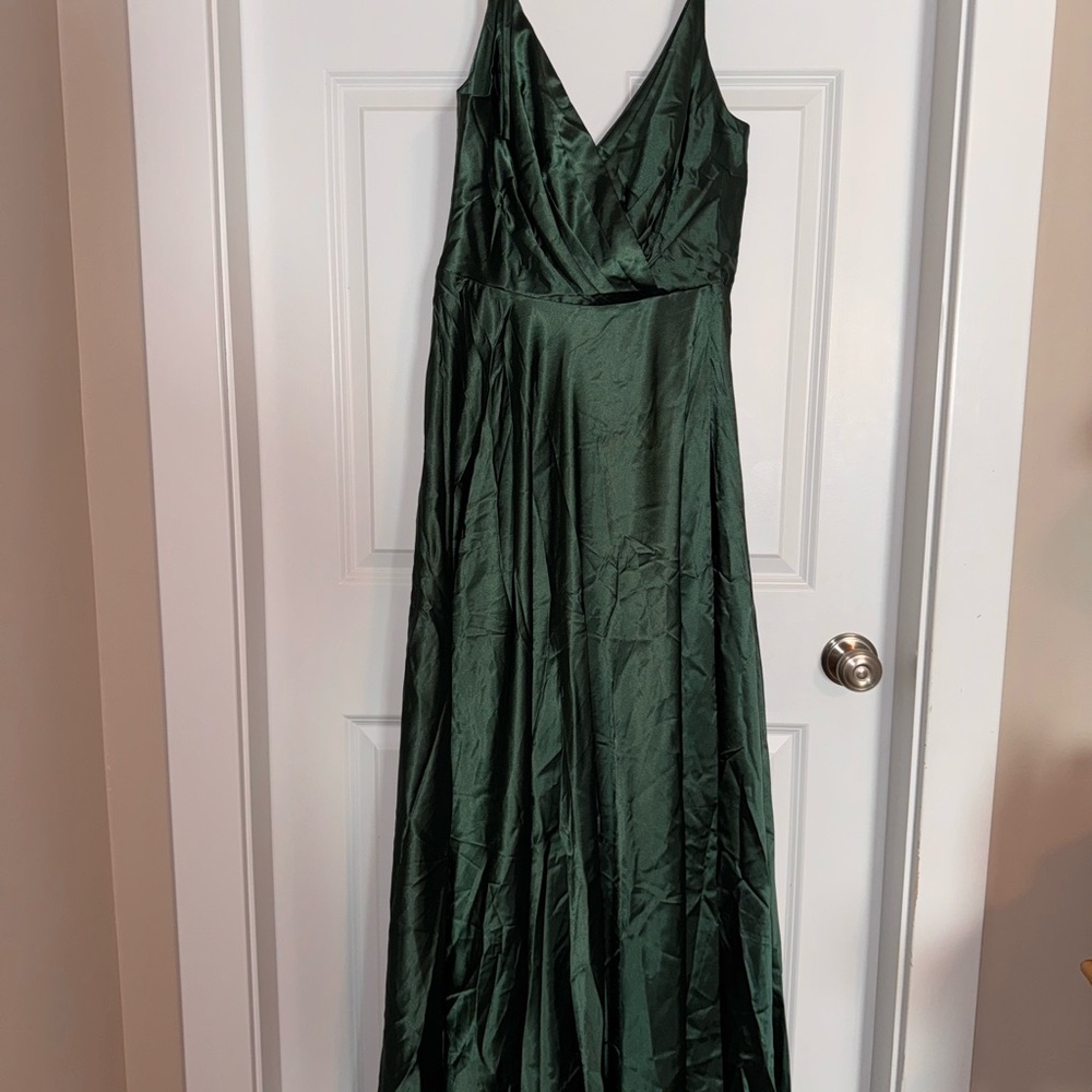 Elegant Green Maxi Dress